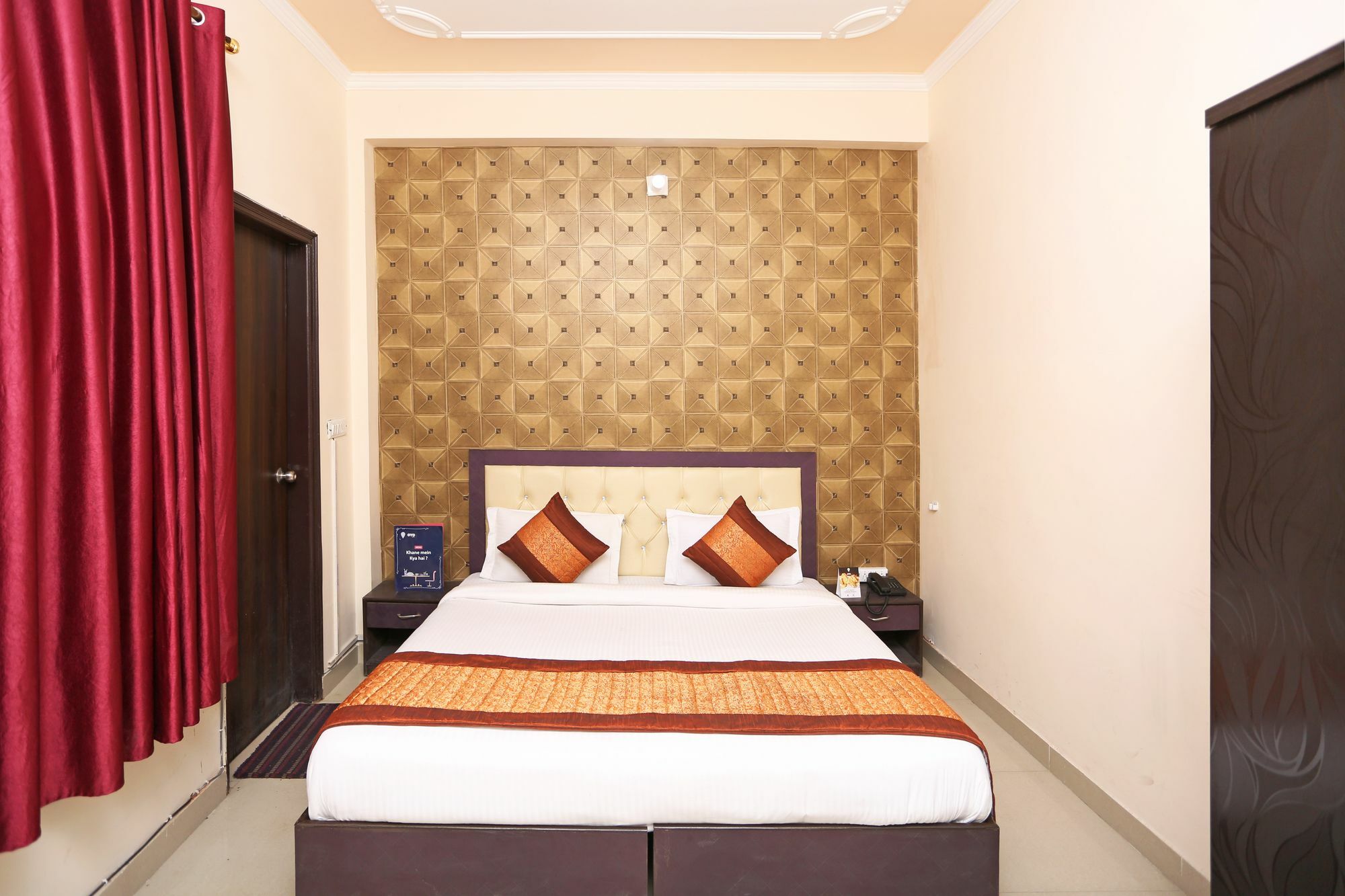 Super Hotel O Mahal Nueva Delhi Exterior foto